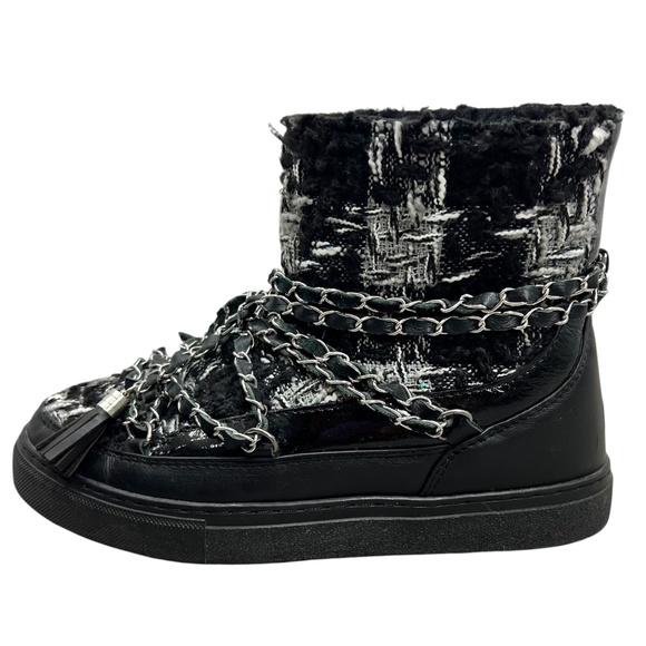 Inuikii Black White Tartan Tweed Sherpa lined chain detail Winter Boots EU 38/7 - Picture 2 of 14